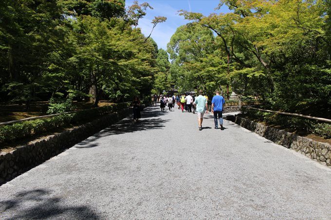 2総門までの道