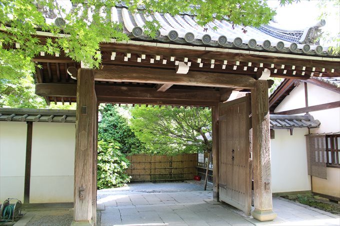 5山門（中から）