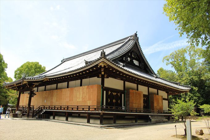 52金堂(横から)