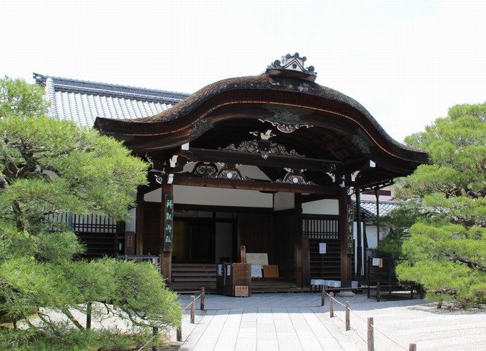 14大玄関
