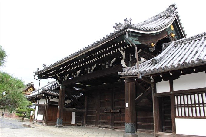 45大玄関門（内側から）