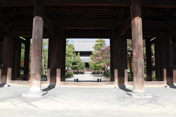 67三門から観た法堂