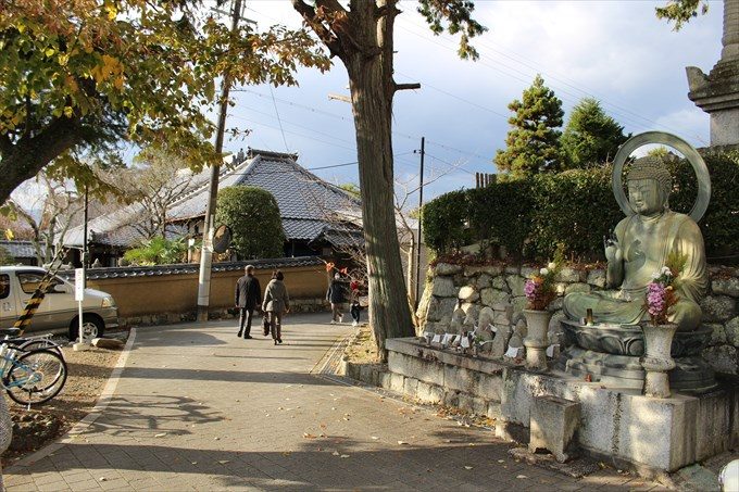 63御影堂から北門方面へ