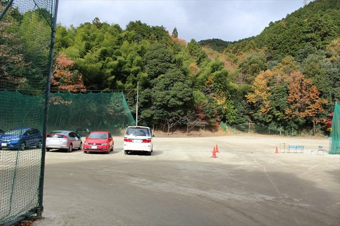 1毘沙門堂の駐車場
