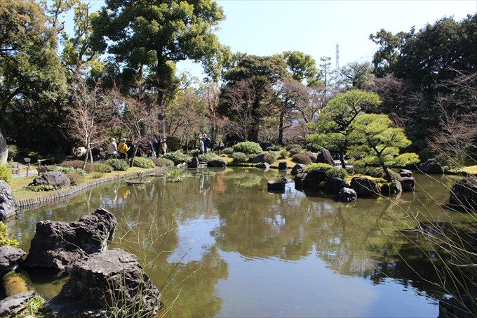 46平安の庭の池