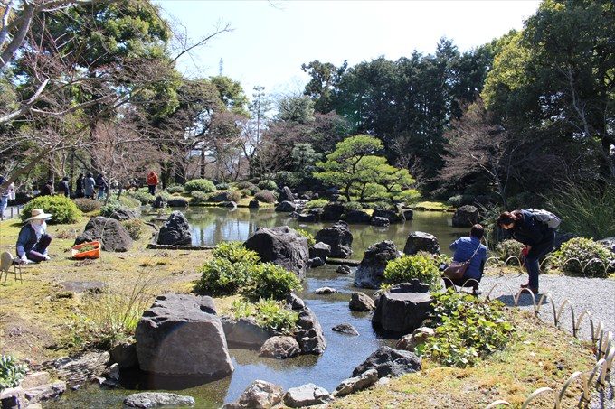 45平安の庭の池