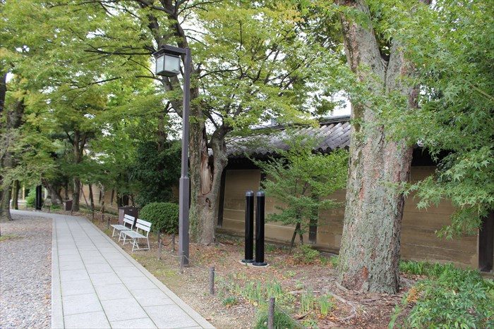 13三十三間堂の太閤塀