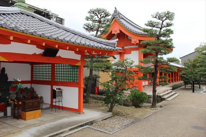 1三十三間堂の北門