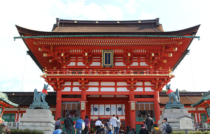 8.楼門