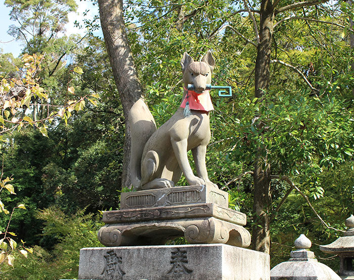 44.十石橋近くの、鍵をくわえる狐